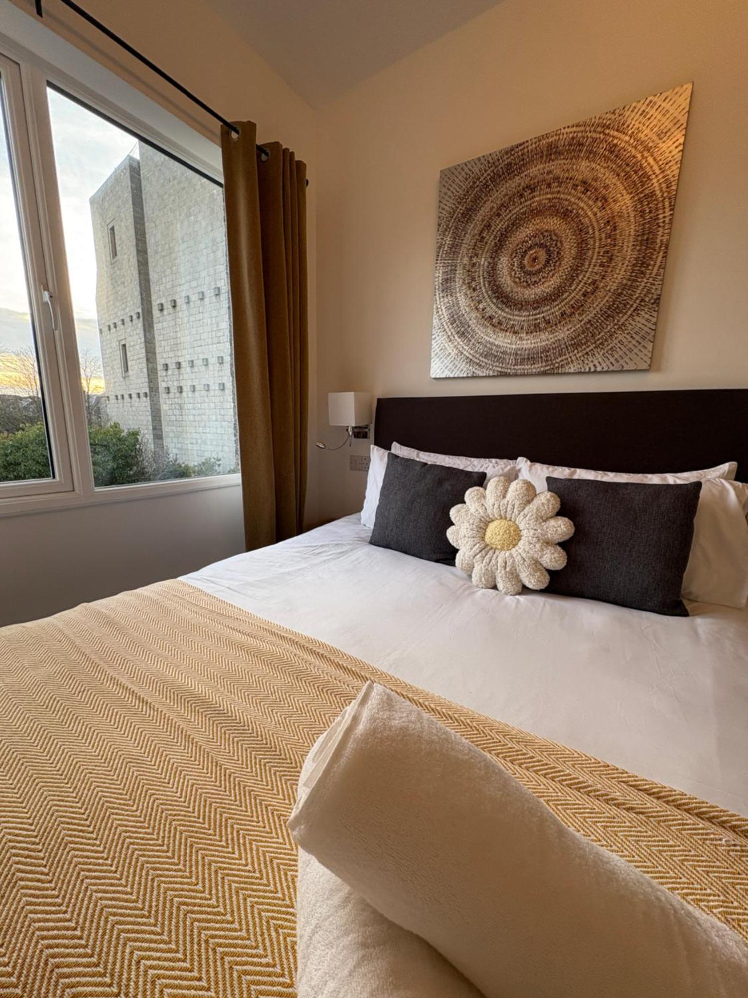 Mandela House Apartments Kirkcaldy Ngoại thất bức ảnh
